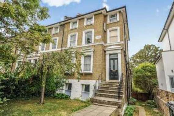 1 bedroom Maisonette...